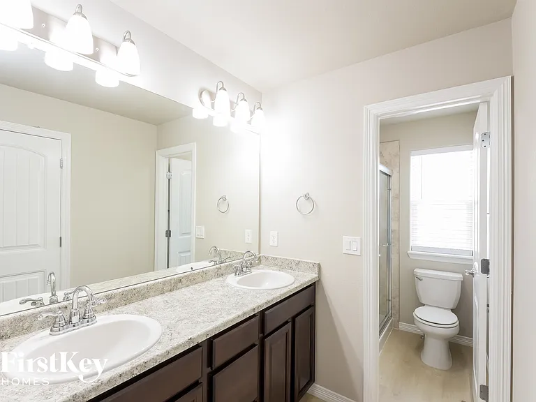 6524 Vedder Dr — Photo 13