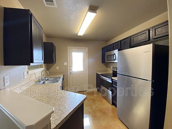 4th image of 1578 Brady Way