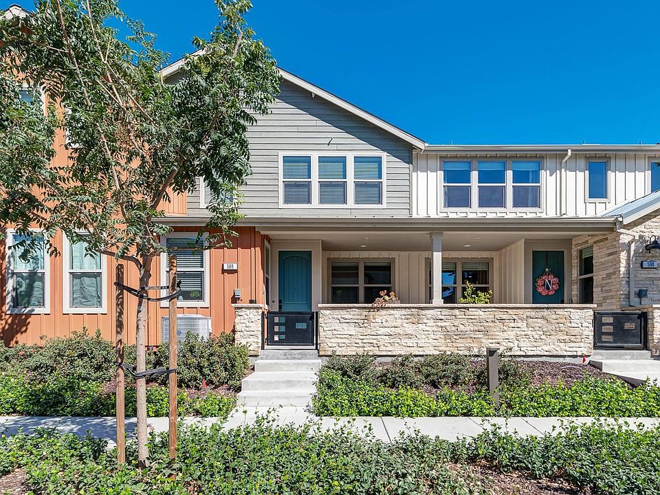 1st image of 588 Sandalwood Dr