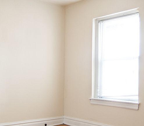 5th image of 5137 W Windsor Ave APT 3E