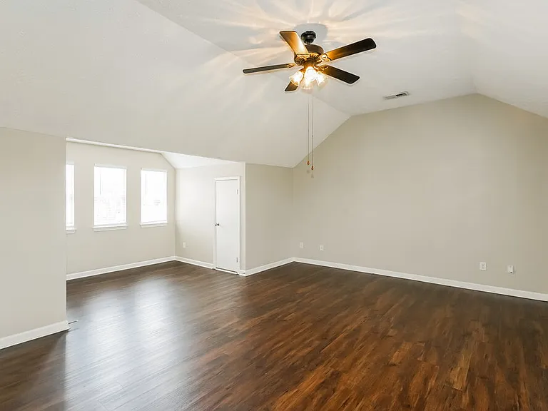 1483 Bern Dr — Photo 10