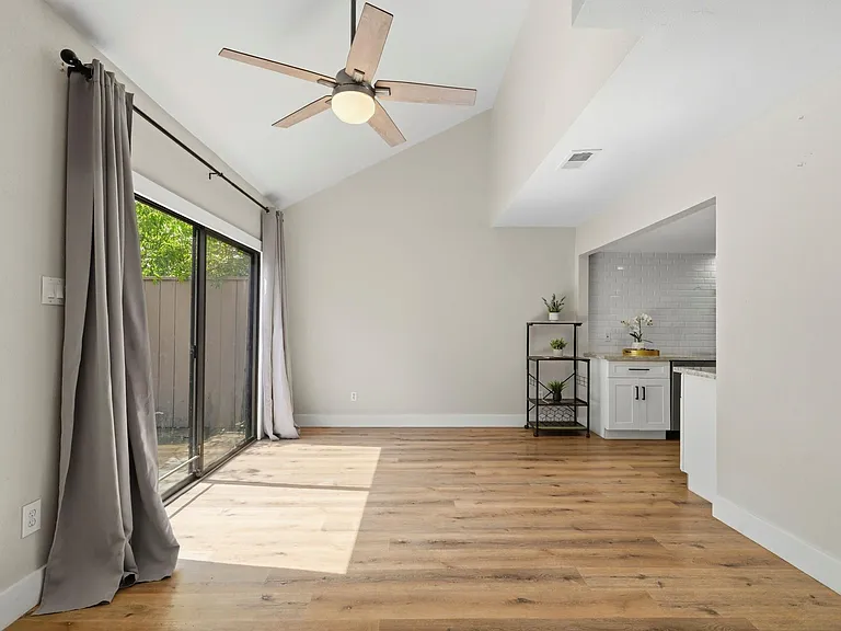 1063 Country Place Dr #1063 — Photo 8