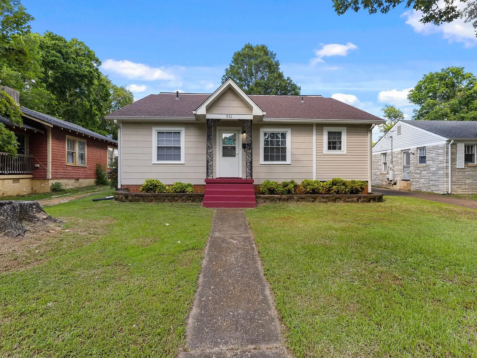 3 bed, 1245 sqft, $1,800 — Photo 1