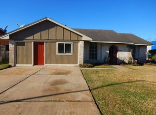 802 Marcolin St, Houston, TX 77088