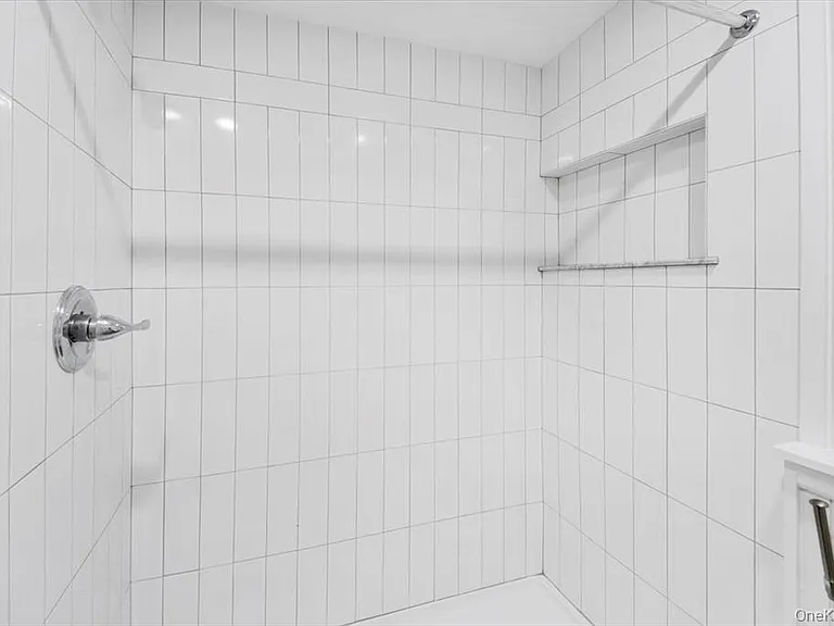 39 Helena Ave #1 — Photo 15