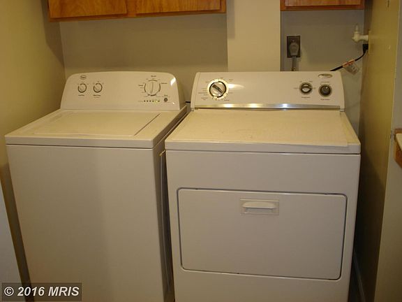 5th image of 4119 Redwood Cir
