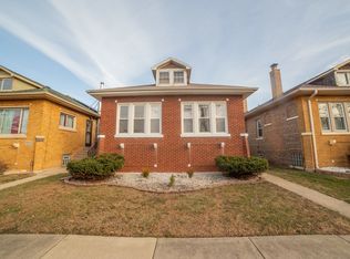 8249 S Cornell Ave, Chicago, IL