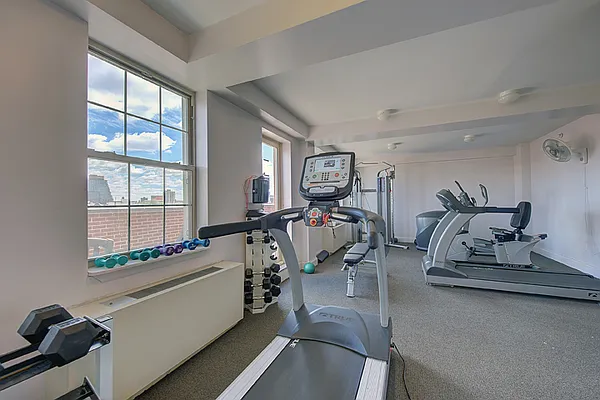 Sold by BLU Real Estate | media 14