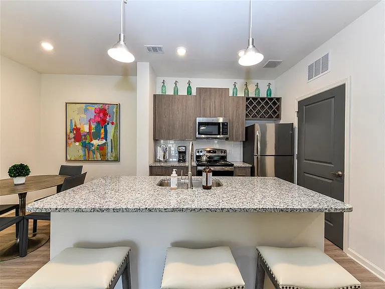 Kitchen with island