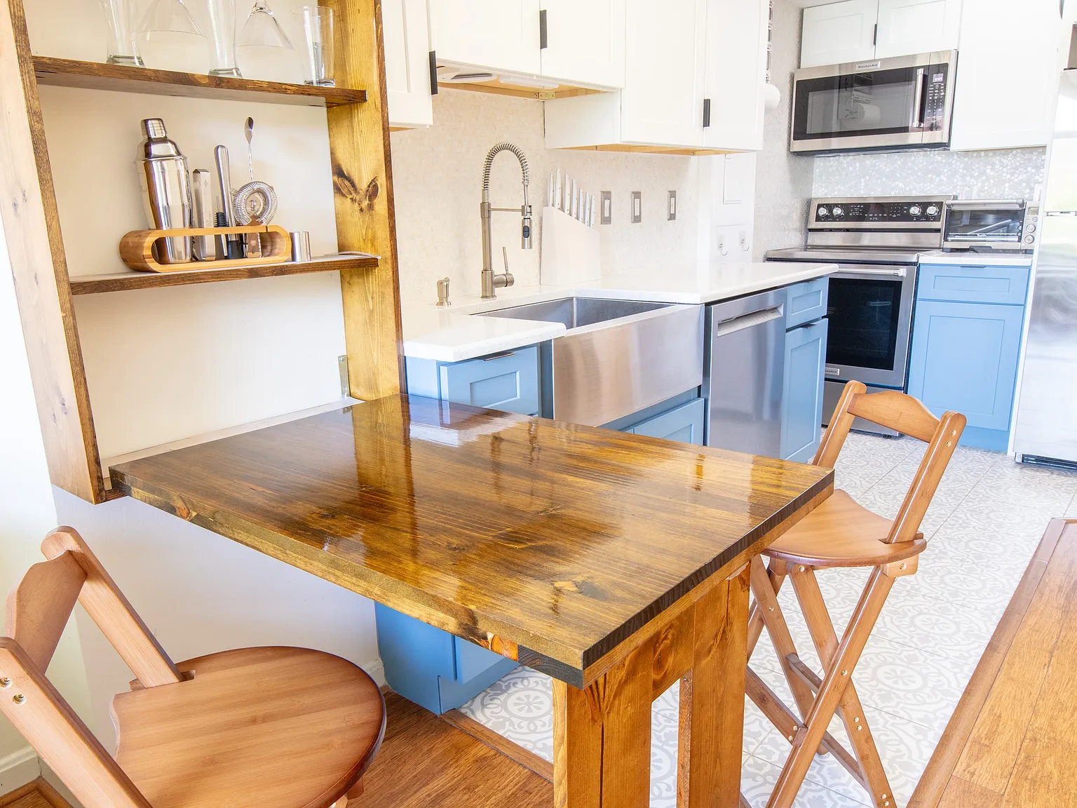 1 bed, 1.5 bath, 699 sqft, $2,600 — Photo 4