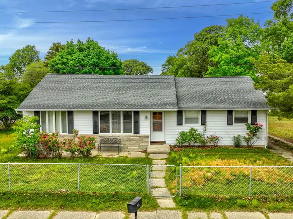 405 Holmes Ave N, Cape May, NJ 08204