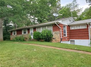 24 Milmor Ln, Canton, NC 28716