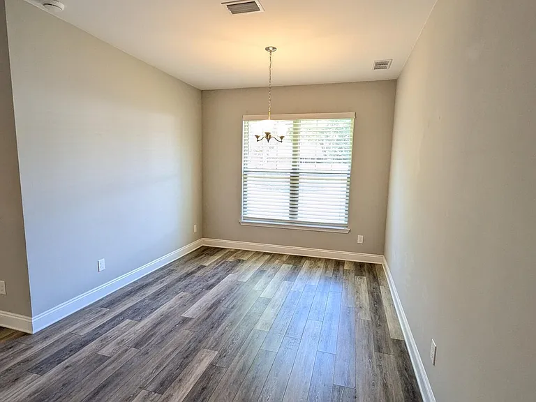 3135 Hickory St — Photo 10