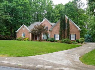 4388 Dunmore Rd NE, Marietta, GA 30068