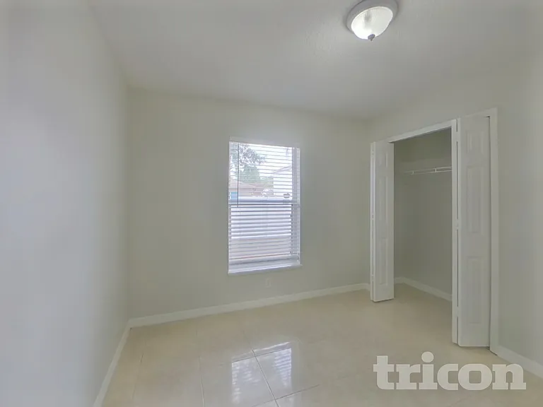 311 Ferrara Ct — Photo 9