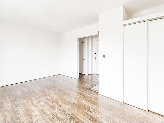 2nd image of 202 6th Ave APT 4E