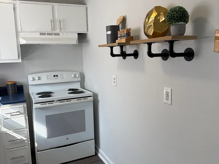 1541 Dorsey Ln NE #A — Photo 13