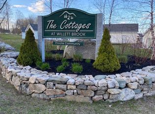 2 E St, Bridgton, ME 04009