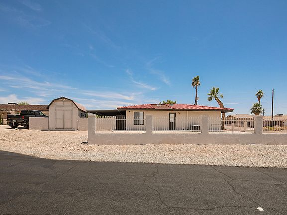 3rd image of 3265 Dolphin Dr