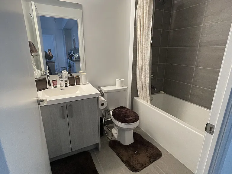77 Mutual St #2708 — Photo 5