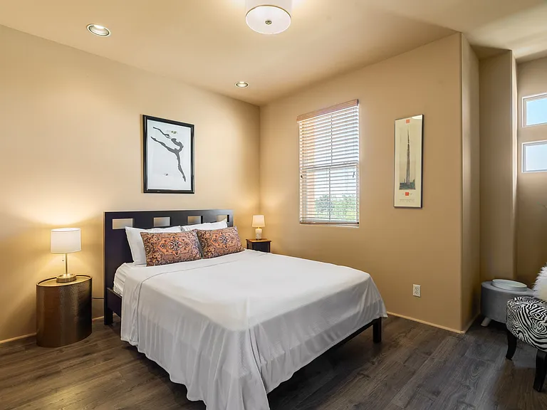 Bedroom Two / Queen Bed