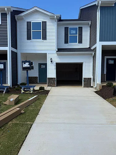 1050 Winding Spring Dr Photo 1