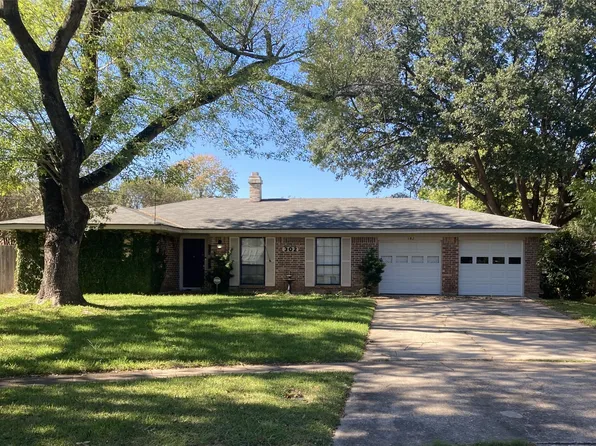 302 Burgundy Cir, Shreveport, LA 71105