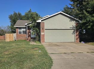 1918 S Justin St, Wichita, KS 67207