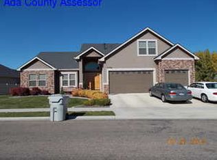 11776 W Hiddenlake Dr, Star, ID 83669