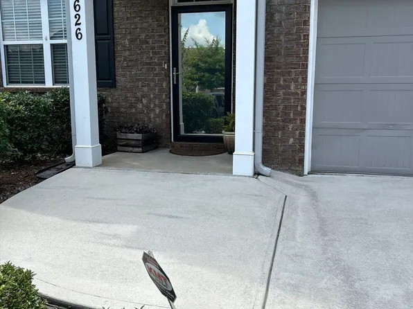 626 Yazzie Pl, Atlanta, GA 30349