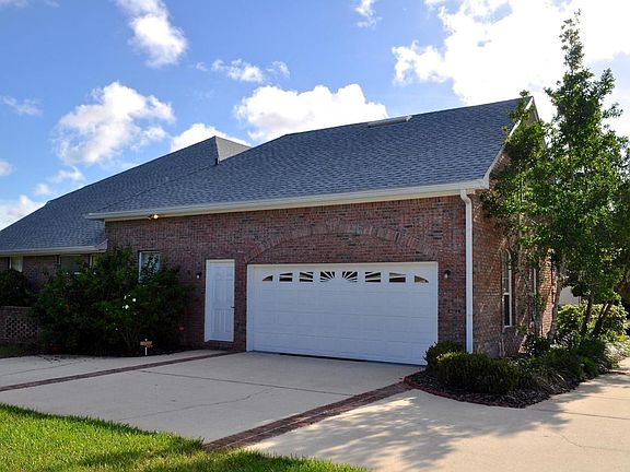 3rd image of 12648 Shoal Creek Ln N