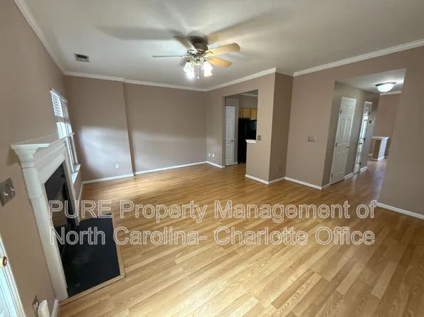 17811 Delmas Dr, Cornelius, NC 28031