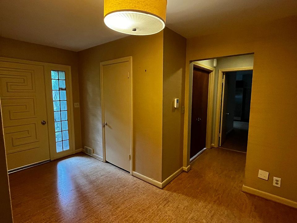 610 Jarvis Ln Louisville, KY Zillow