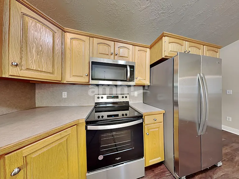 1190 S Inverness Dr — Photo 3