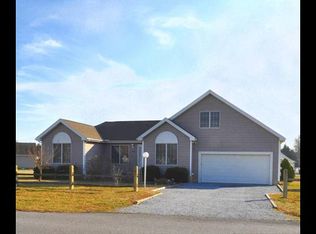 38257 Waterway Dr, Ocean View, DE 19970