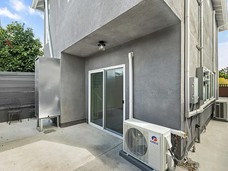 535 Wilson Ave #A — Photo 29