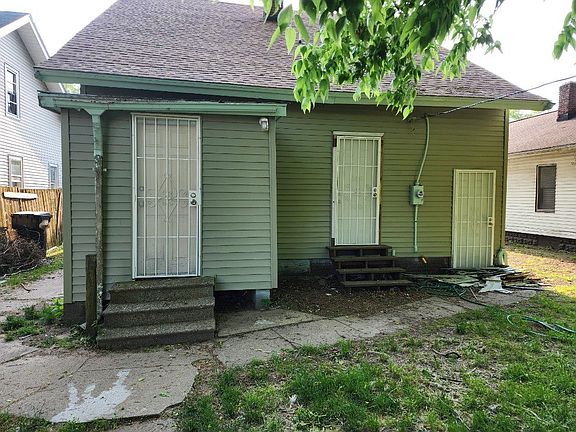 5th image of 1130 N Brookfield St