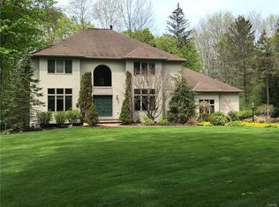 4345 Southern Pine Way, Syracuse, NY 13215