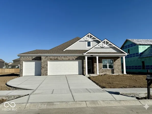 2585 Kingman Dr, Whitestown, IN 46075