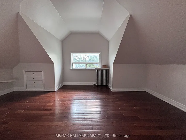 27 Delaware Ave #LOFT — Photo 12