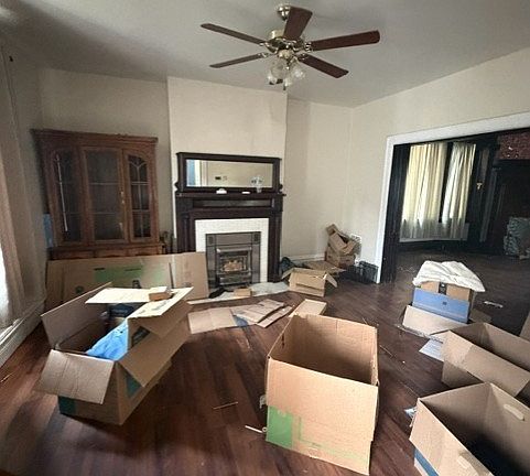 4th image of 308 Suncrest St