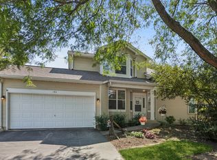 194 Aspen Ct, North Aurora, IL 60542