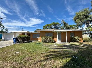 1432 Poinciana Rd, Venice, FL 34293