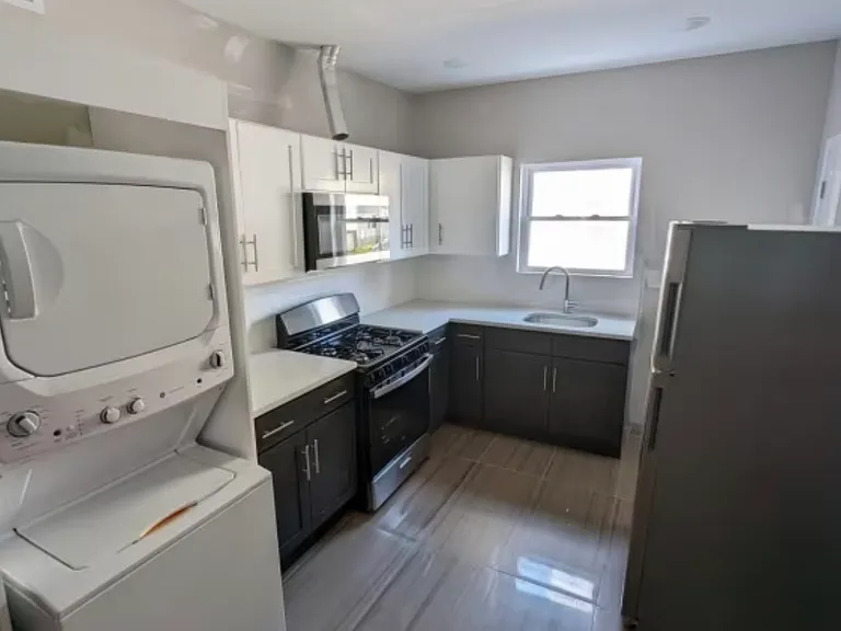 45 N 16th St #1 — Photo 2