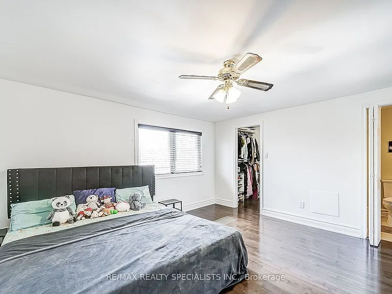 3148 Harris Cres #UPPER — Photo 18