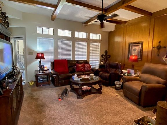 4th image of 3401 Claremont Dr