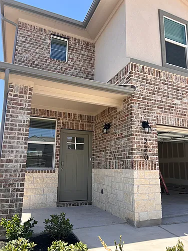 220 Saide St Photo 1