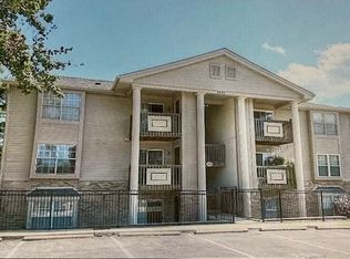 2542-7 Creve Coeur Mill Rd, Maryland Heights, MO 63043