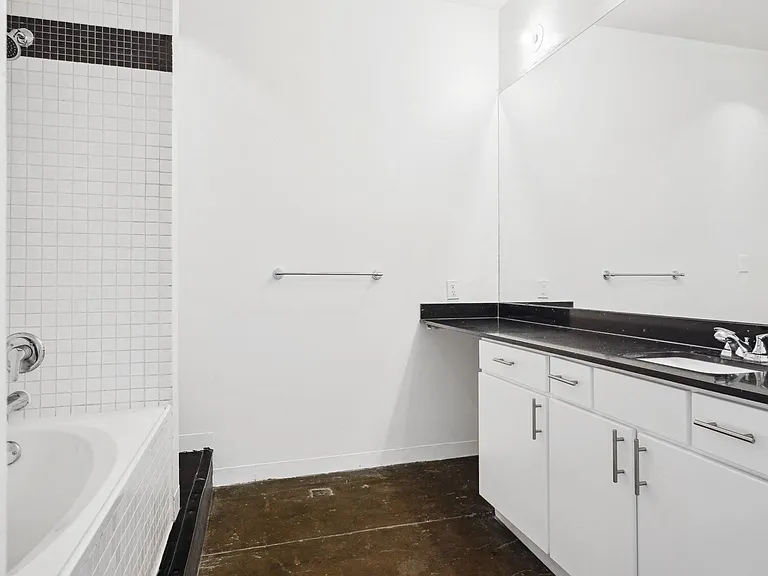Deep Ellum Lofts — Photo 65