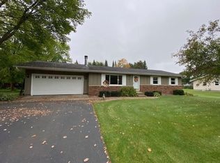 2331 Hickory Dr, Plover, WI 54467